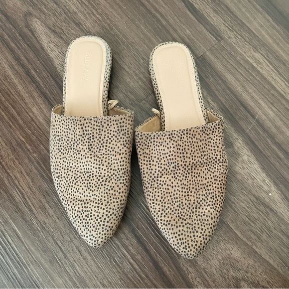 Faux-Suede Pointy-Toe Mule Flats For Women size US 8 in Cheetah Print - Picture 2 of 6